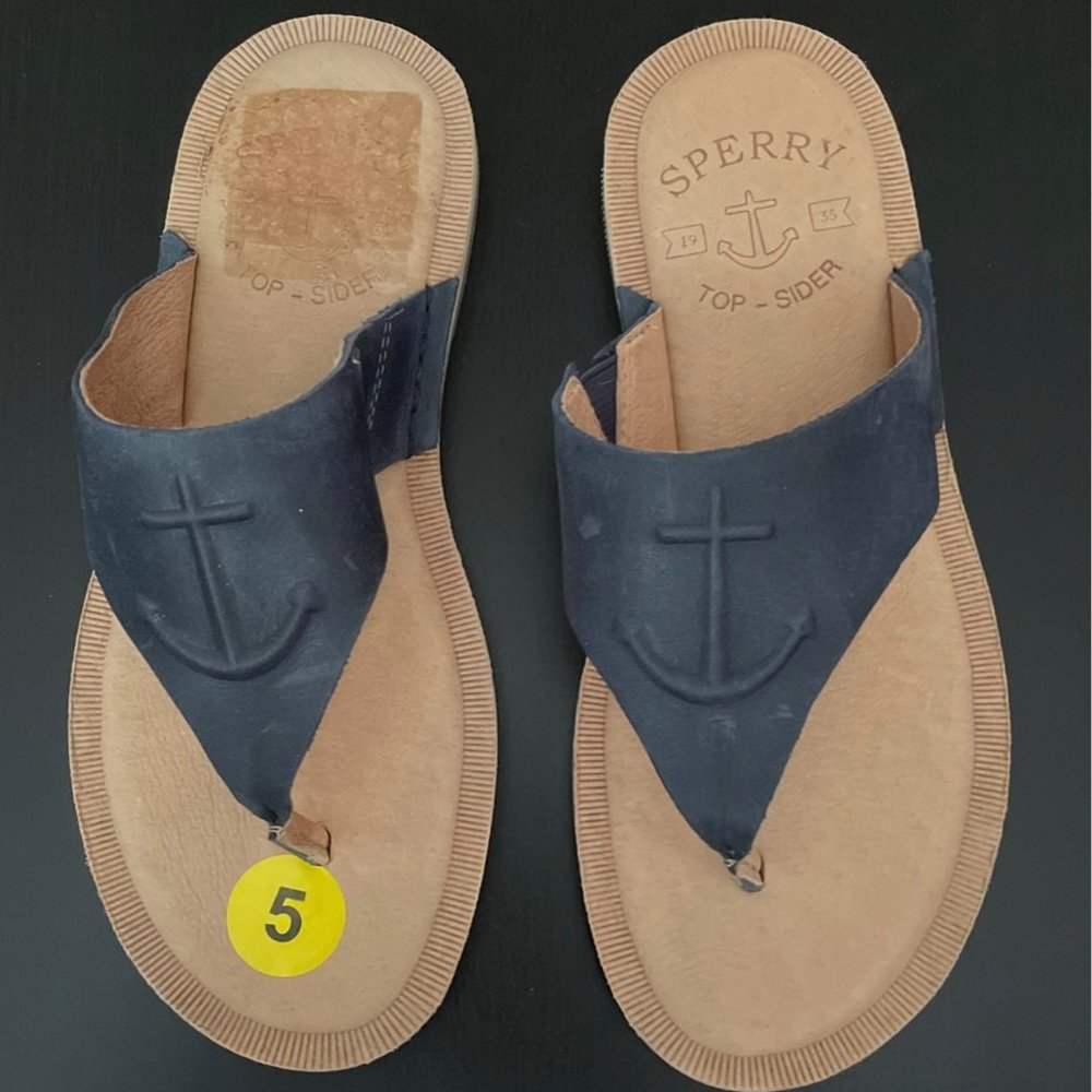 Sperry Top-Sider Sz 5 Adorable Anchor Embossed Leather Sandals